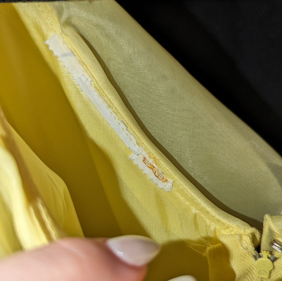 VINTAGE 1970's LONG Yellow Midi Dress - Picture 9 of 12